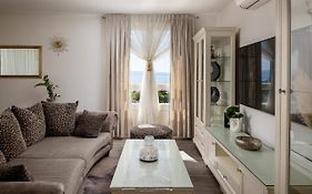 Luxury Apartment Azure
