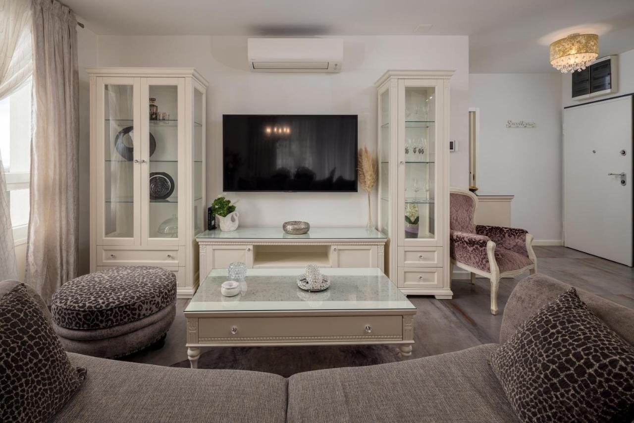 Luxury Apartment Azure Split Exterior photo